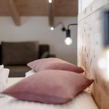 シャレー Selda *