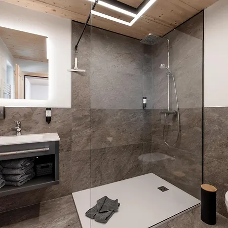 シャレー Selda *